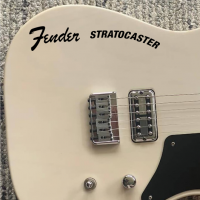 Наклейка Fender Stratocaster